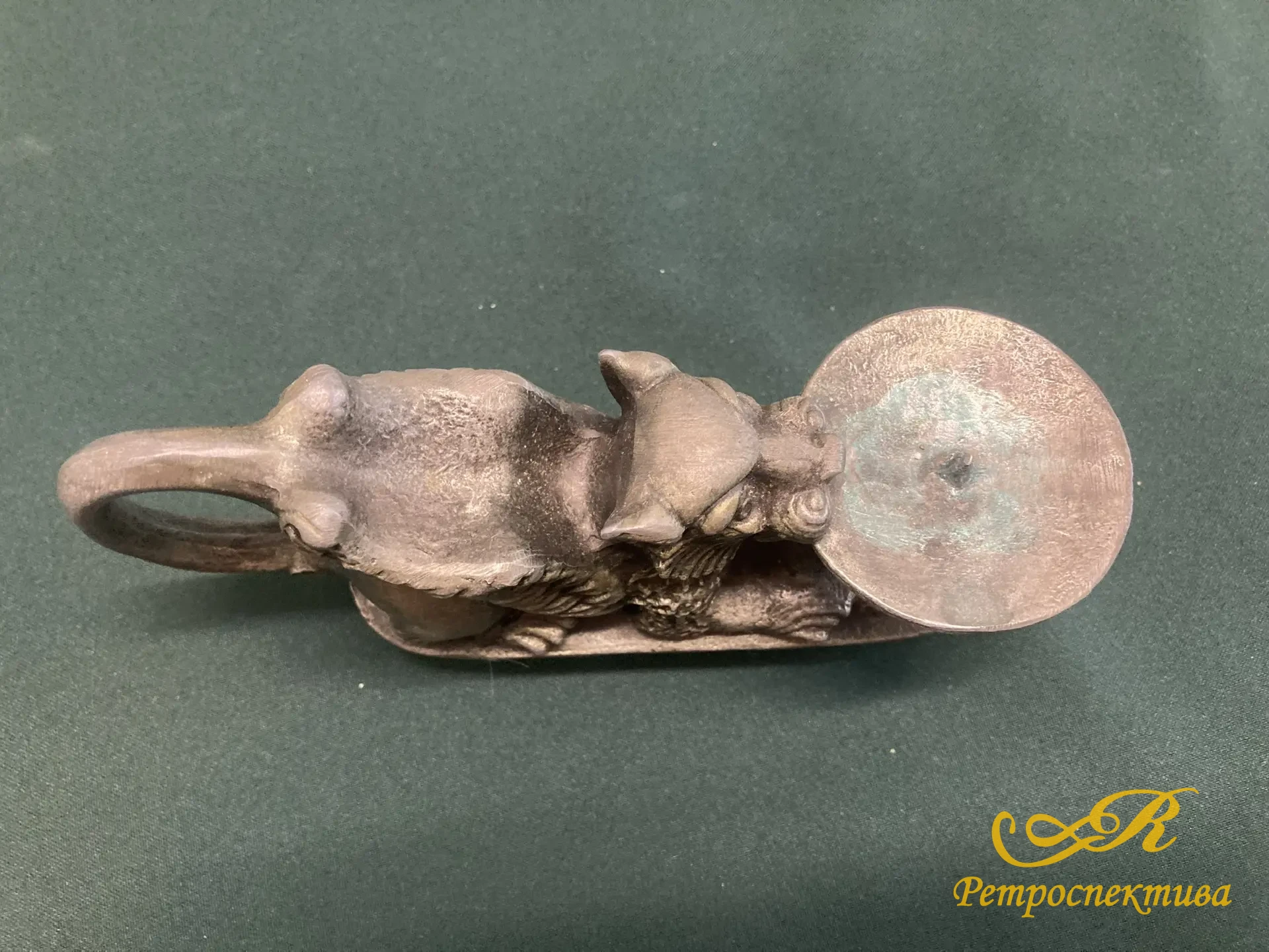 Подсвечник с ручкой ,бронзовый  " Горгулья."  Клеймо "СВ"