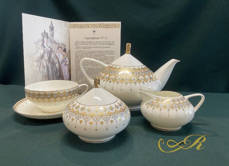Сервиз чайный  " Тантана" ИФЗ