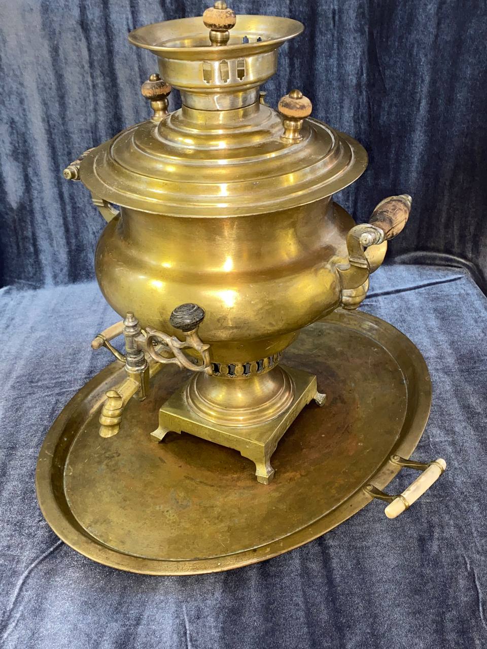 Самовар Б. Ваныкино и поднос из меди