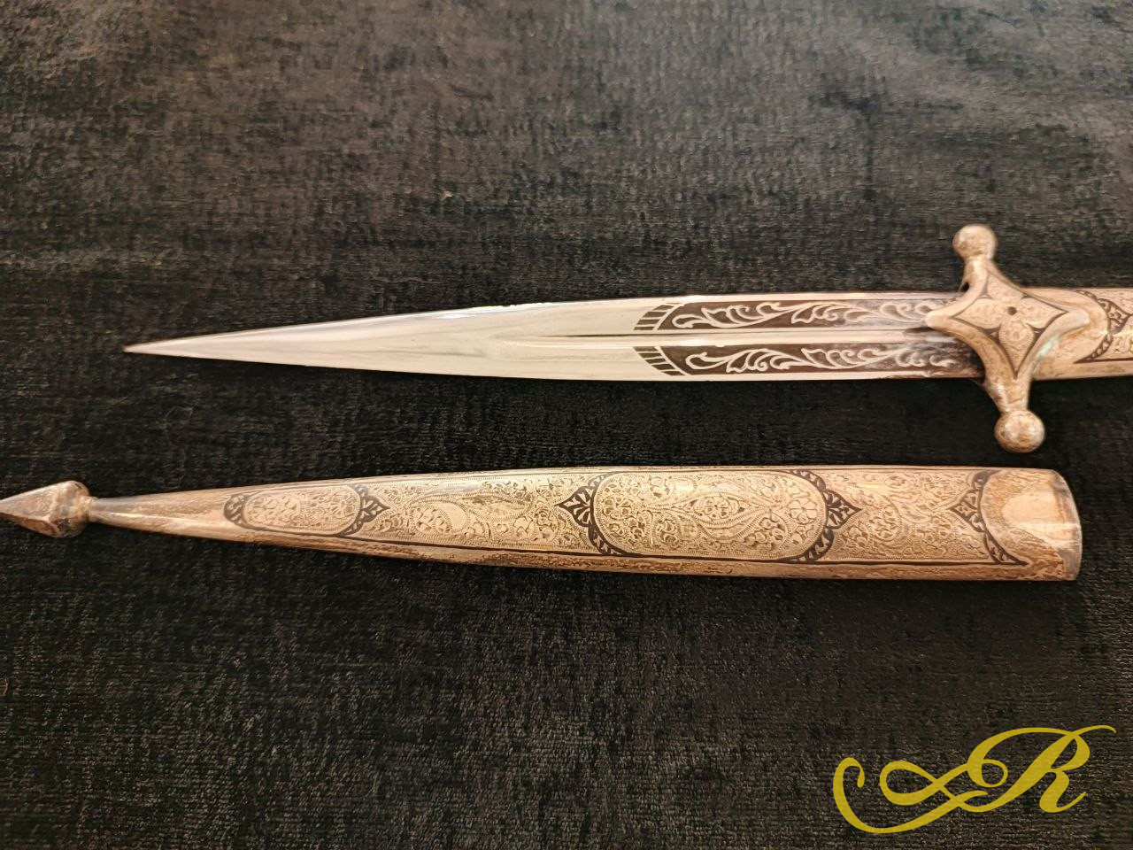  Кинжал (875 пр) г.СССР.Производство Дагестан г. Кубачи. 33,5 см. Клинок 31 см. 144 гр