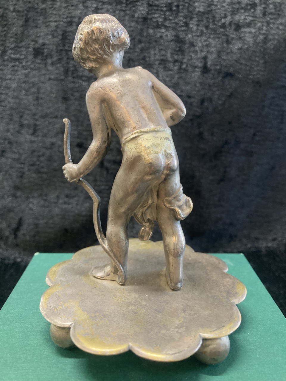 Статуэтка "мальчик с луком" Schiffers Warszawa