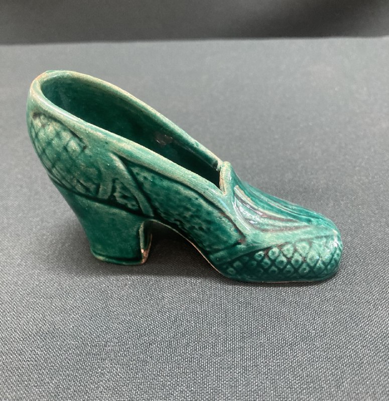 Керамическая туфелька Майолика.