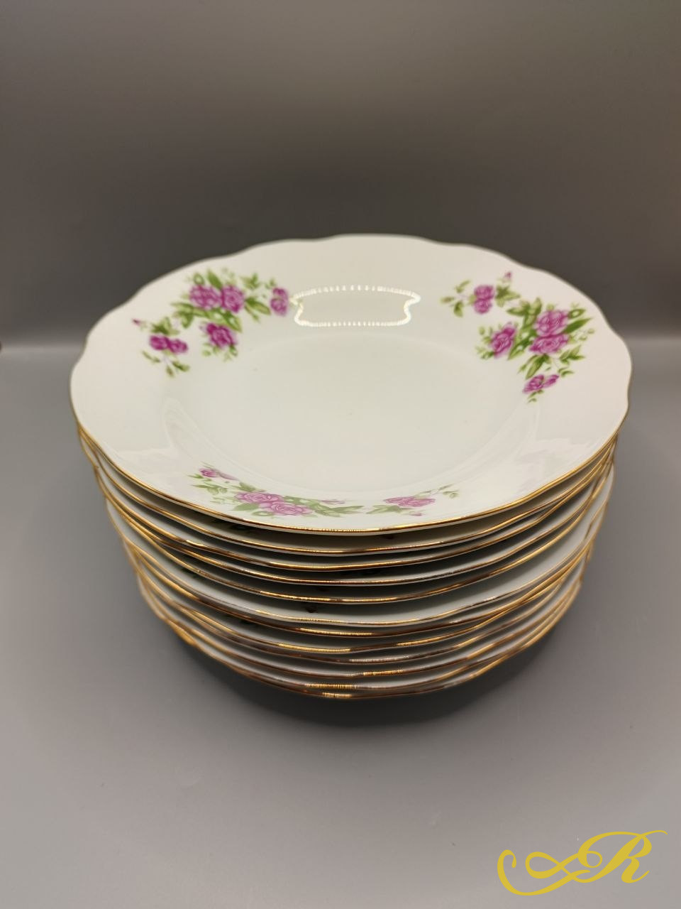  Винтажные фарфоровые  суповые тарелки фабрики Liling Porcelain  экспортного производства из провинции Хунань, Китай)  «Made in China». 1970-1980-е годы.  В наборе 12 тарелок. Диаметр 23 см. 