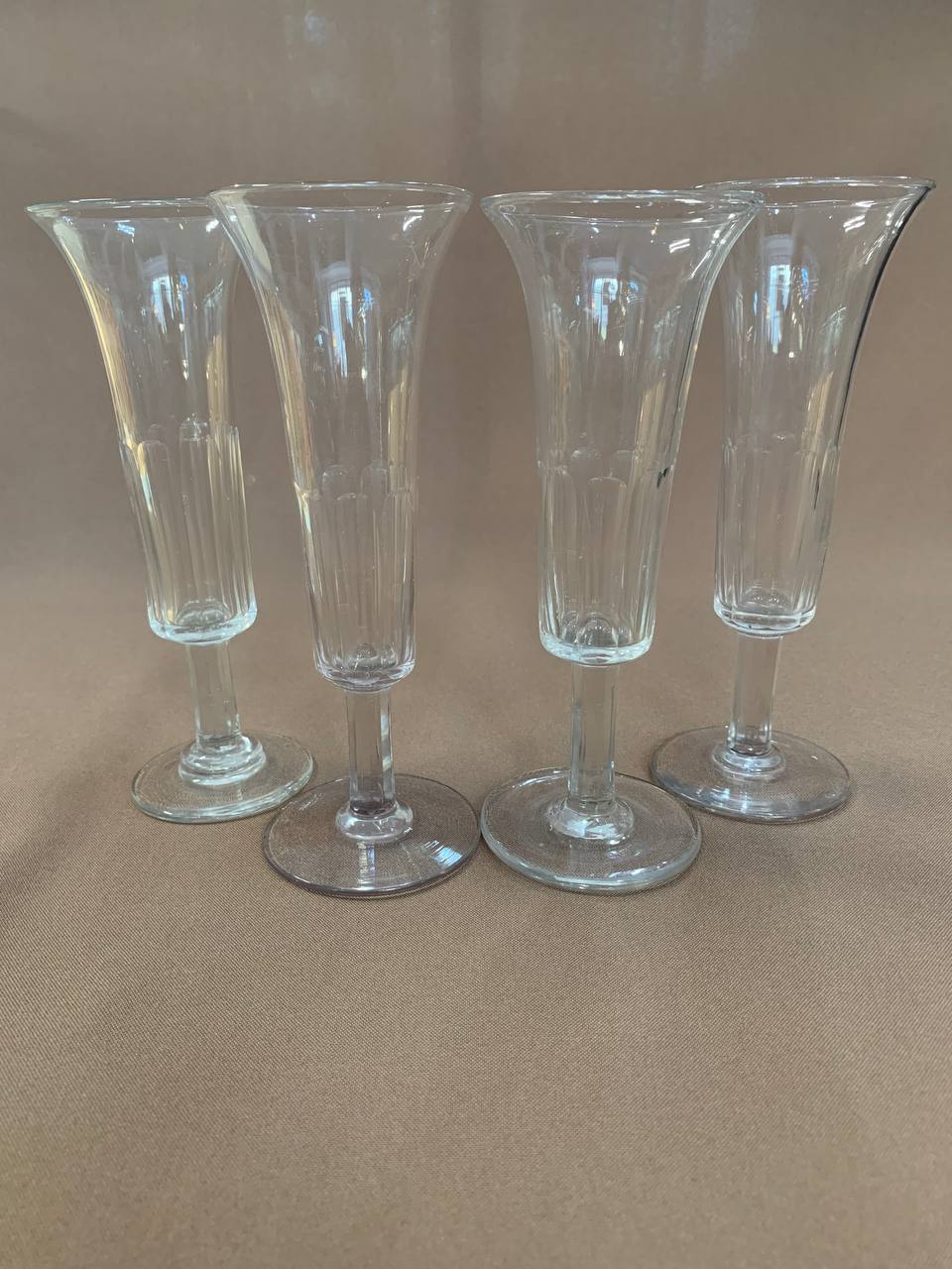 152 Шампанки 4шт,высота 17см, объем 70мл