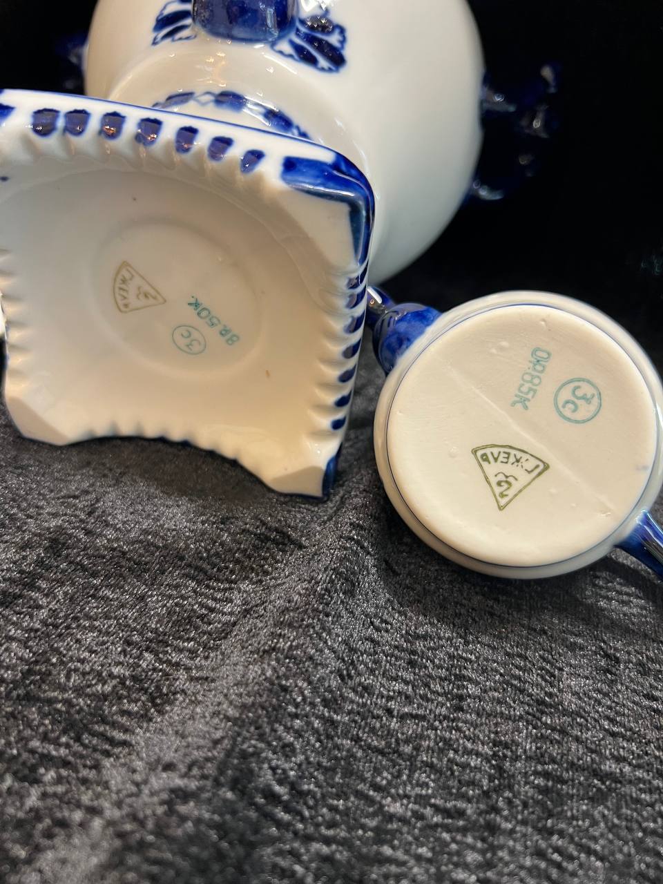 Самовар с чайником. Гжель. Сувенир.