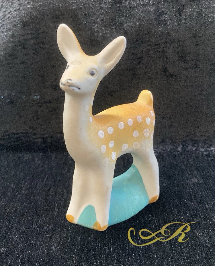 Фарфоровая фигурка "Олененок"