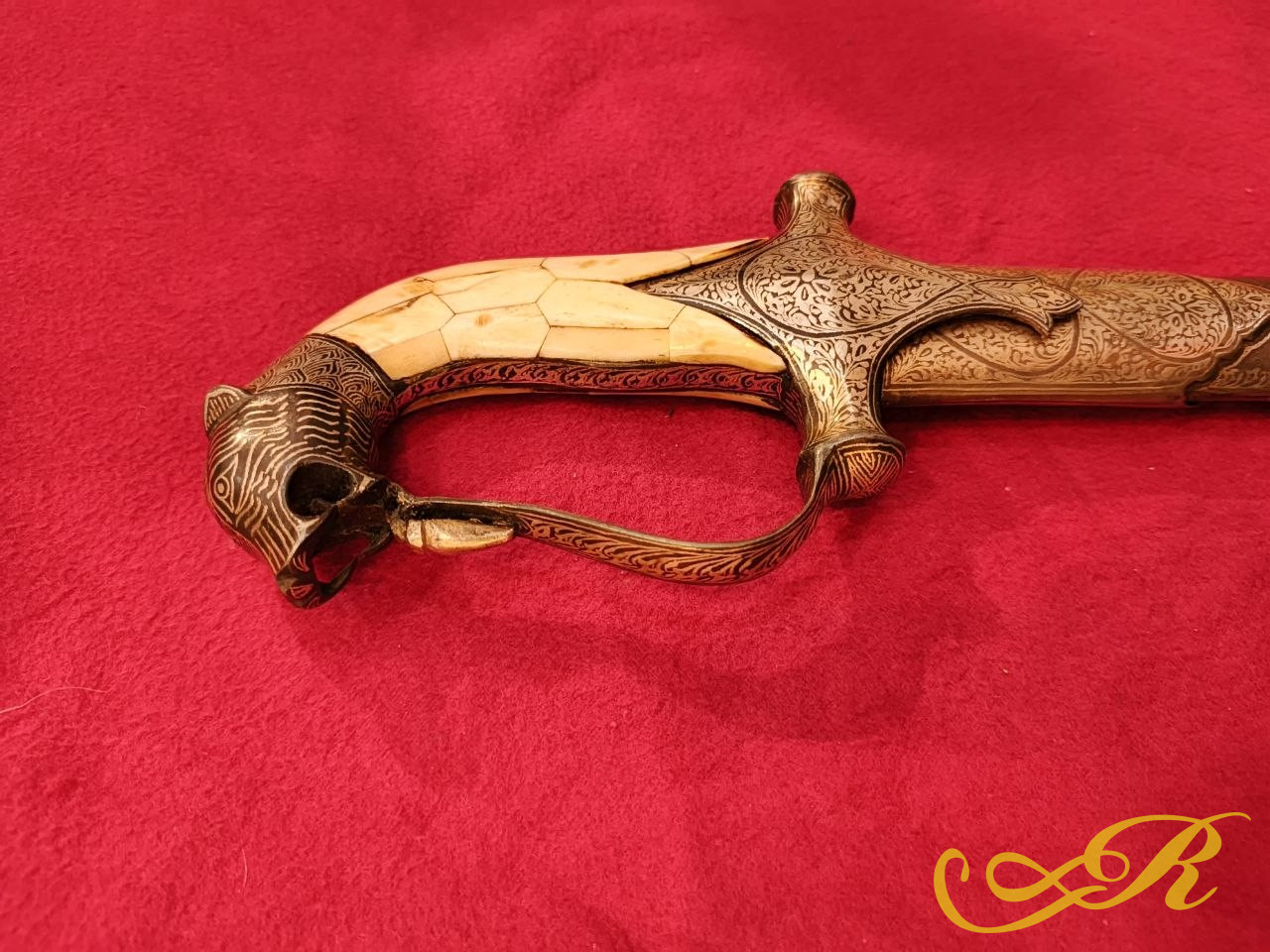  Сабля Персия : 95,5 см, ручка: кость сталь Дамаск, инкрустация серебрение,чернение, травление 