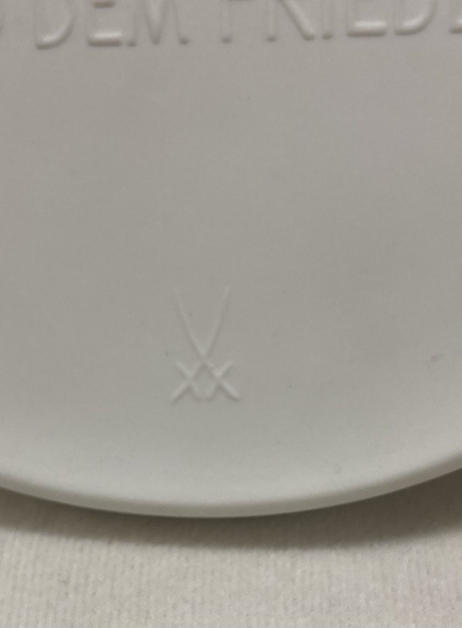 Фарфоровое панно " Эрнест Тельман". Мейсон , бисквит. Германия.