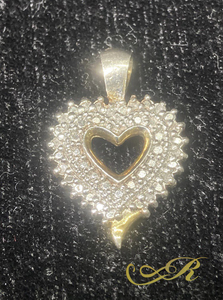 Подвеска с фианитами. Серебро 925 пр. 3,00 гр. Золочение.