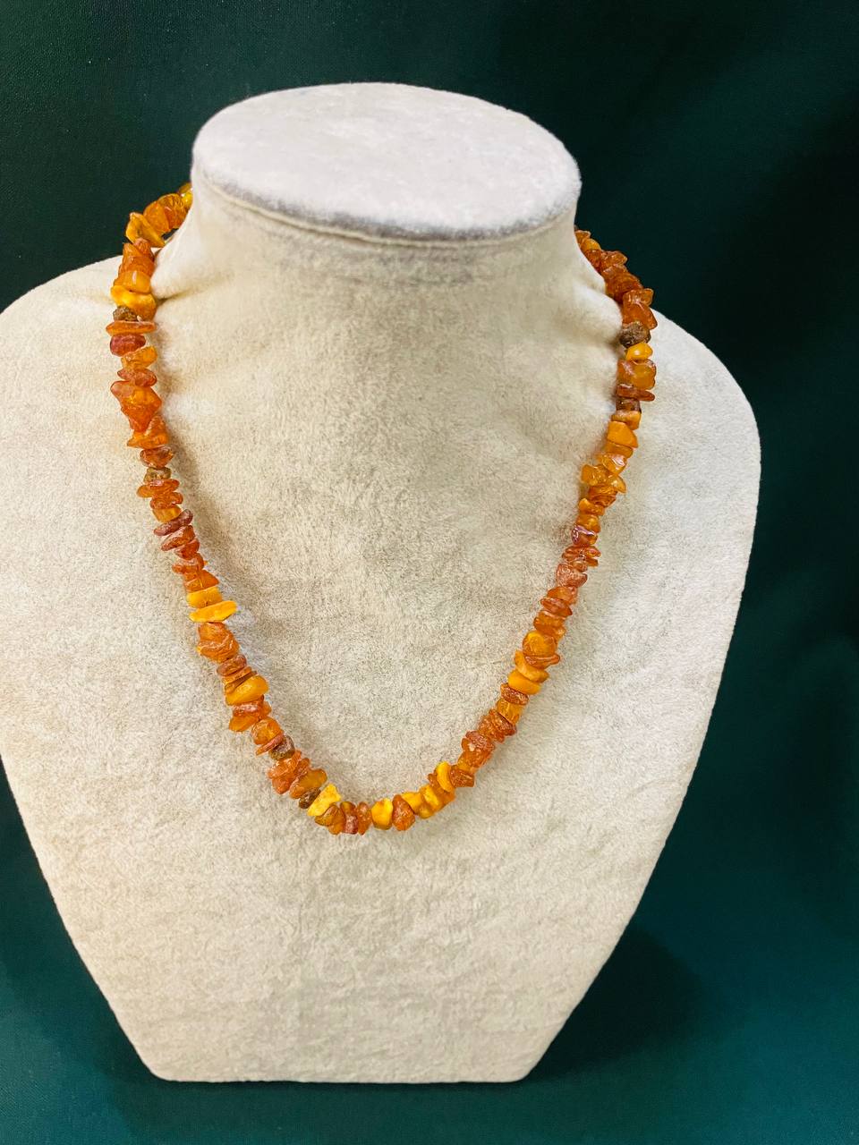 Бусы, янтарь