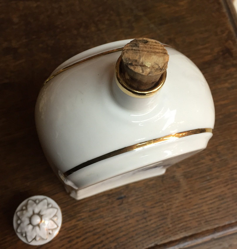 Фарфоровый графин "Адмиралтейство. 250 лет. Ленинград" ("Юбилейный"), СССР, 1953 г.