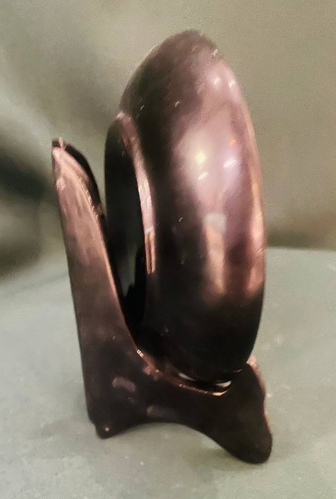 Декоративная Лаковая Тарелка на подставке  "Цветы"