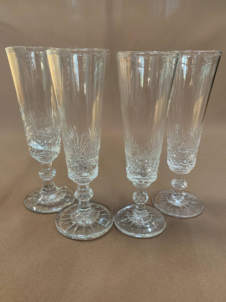 151 Шампанки 4 ш,высота 16см,объем 90мл