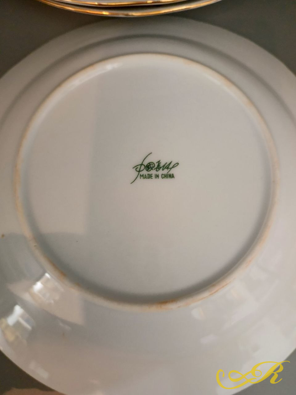  Винтажные фарфоровые  суповые тарелки фабрики Liling Porcelain  экспортного производства из провинции Хунань, Китай)  «Made in China». 1970-1980-е годы.  В наборе 12 тарелок. Диаметр 23 см. 