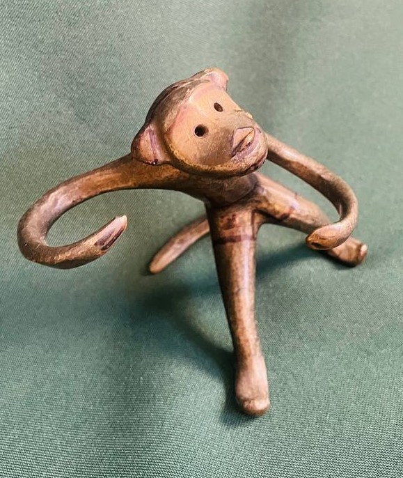 Фигура Обезьянки (подставка-держатель солонки и перечницы), бронза.