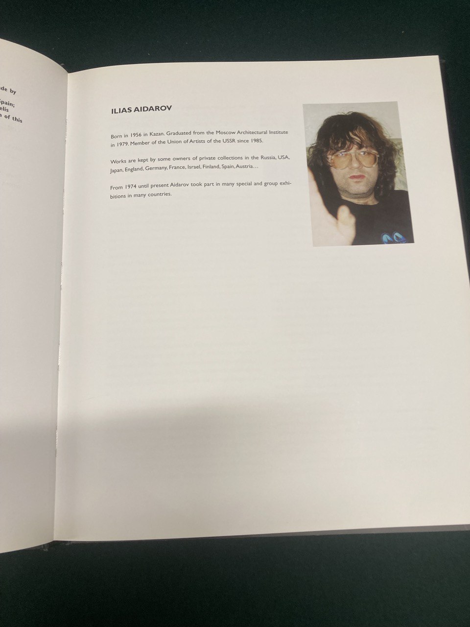 Ильяс Айдаров Альбом с репродукциями работ мастера.Книга на английском языке.