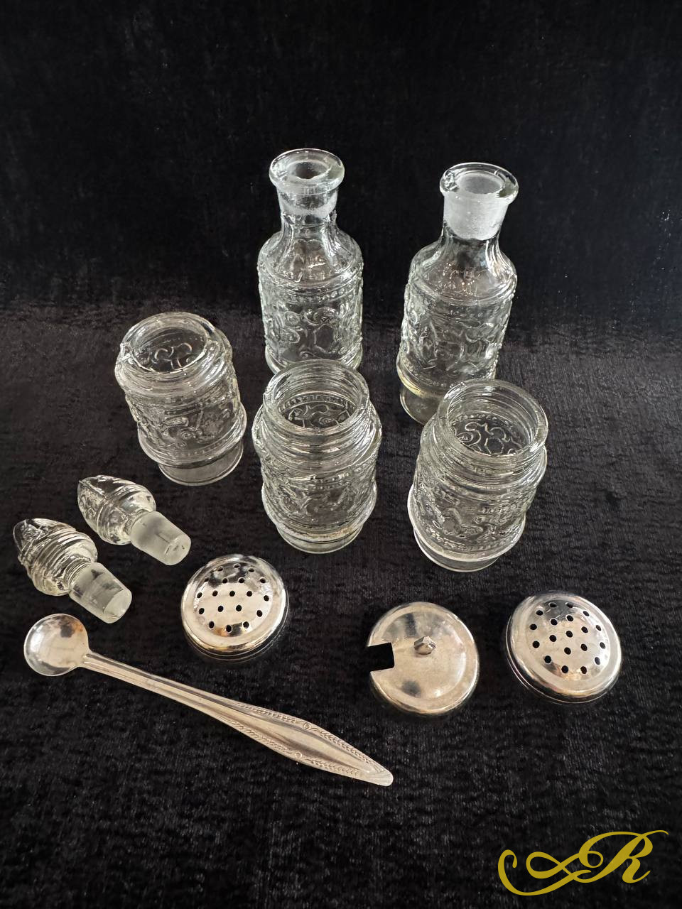 Набор для специй СССР оригинальный. Материал: стекло, металл.