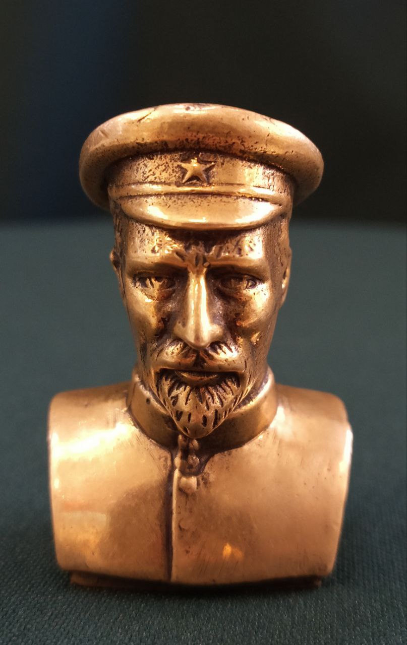 Бюст Дзержинский, бронза, 5х3,5 см