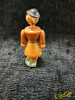Винтажная деревянная фигурка. СССР. Ручная роспись. В-7,3 см. Ш-3 см.