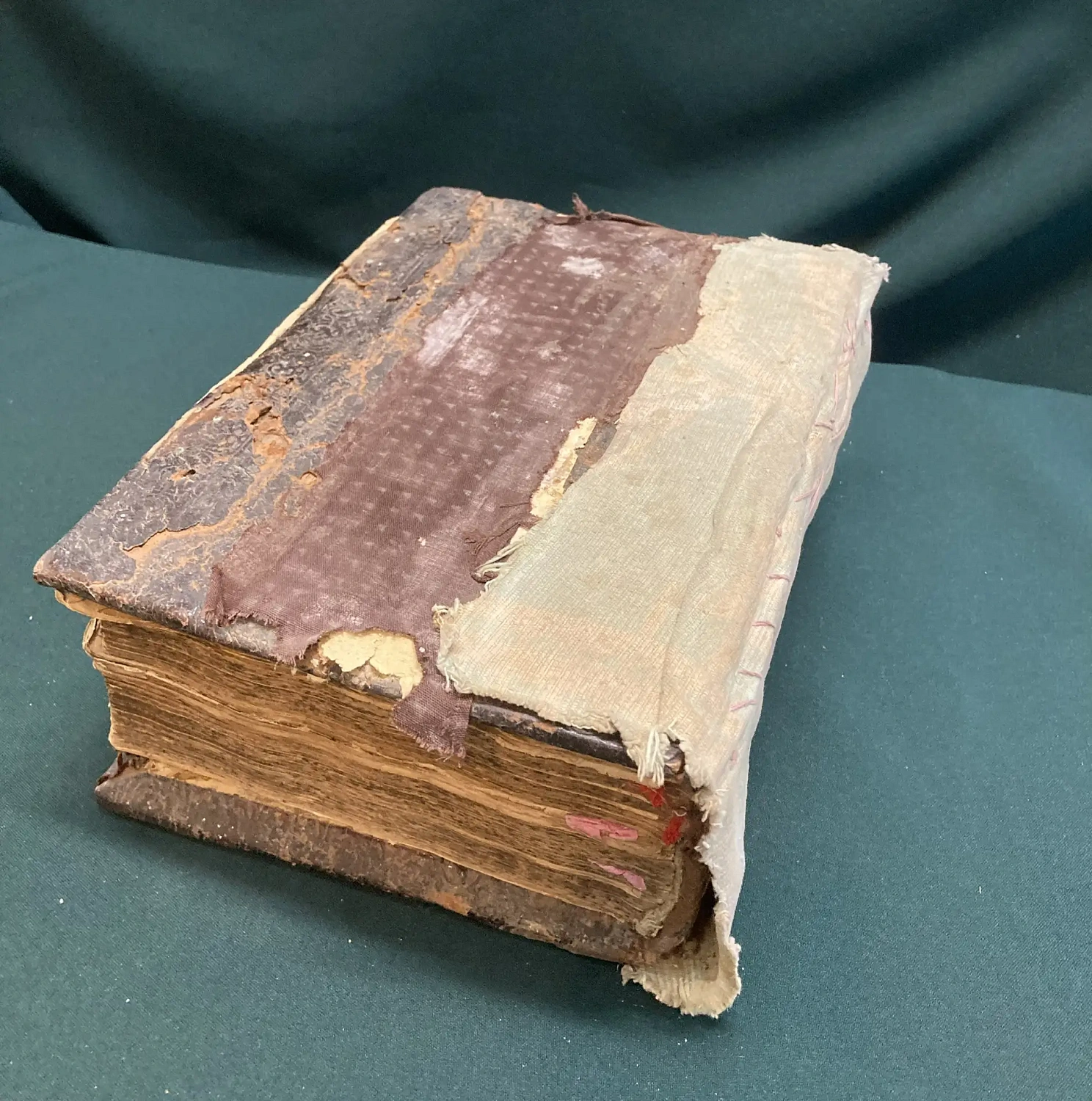 Книга - церковная , старинная. " Псалтырь" Москва. XVIII - XIX в.в. 