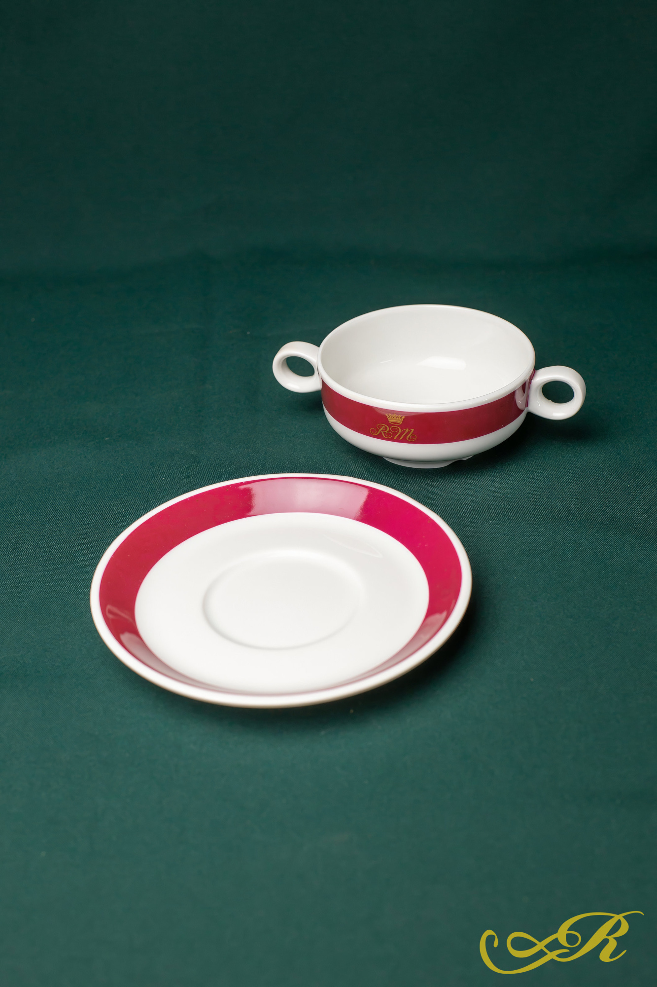 Фарфоровые суповые чаши. Компания Schonwald. Германия.