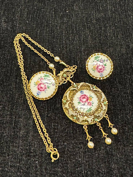 Винтажный Чешский набор колье и клипсы. Фарфор, медь, жемчуг, эмали,времен СССР