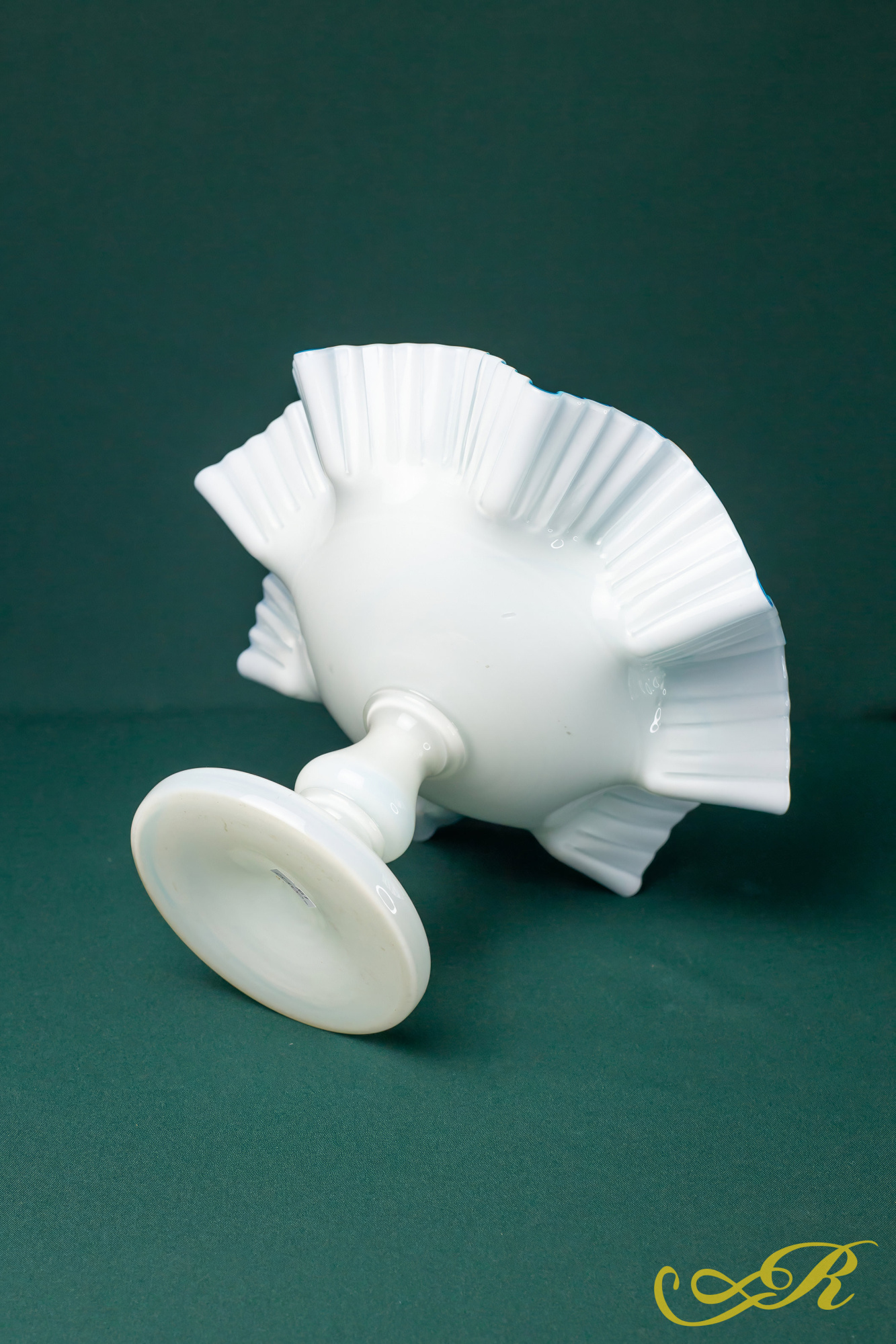 Стеклянная ваза для фруктов. Братьев Болотиных, начало ХХ века. 