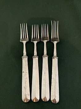 Вилки винтажные.4 шт. СССР.  Нержавейка. Цена за 1 шт.