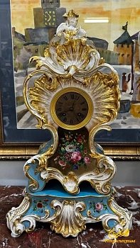 Часы. Мануфактура Миклашевского "Рококо", фарфор, золочение, живопись, 1840-50 года.