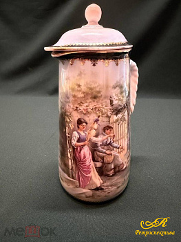 Фарфоровый кувшин с крышкой. Клеймо: Товарищество Кузнецова. До 1917 г.