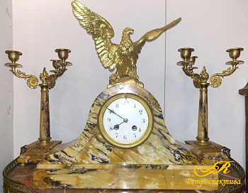 Каминный сет: 2 канделябра и часы с орлом, Европа 1-ая пол. ХХ в.